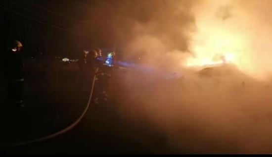 四川涼山大火再次發生,鑫淼硅膠廠與其心連心